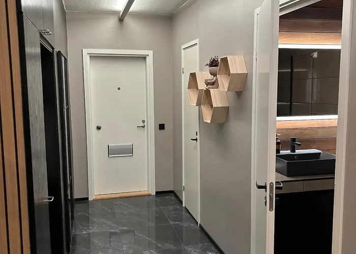 Stylish And Cozy Huoneisto